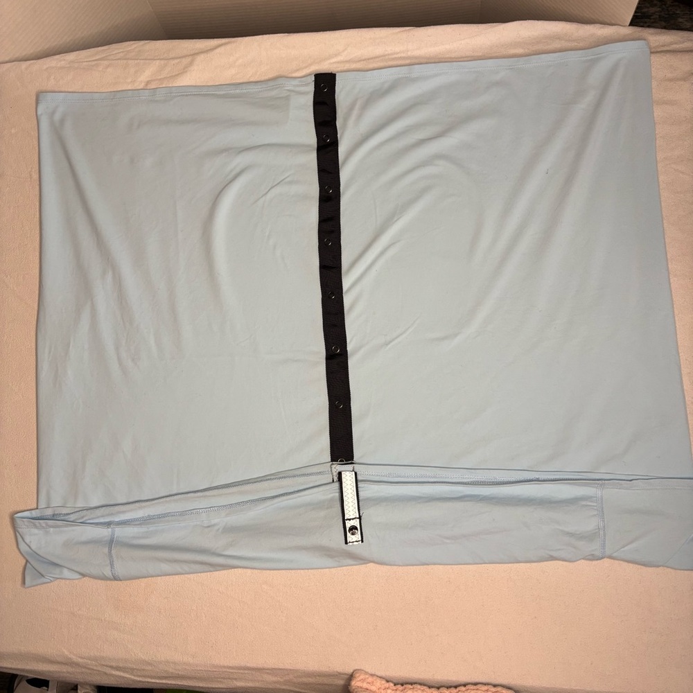 Lululemon Vinyasa Wrap Snap Scarf One Size Multi-Wear Wrap Light Blue. Versatile